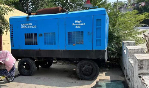 air compressor borewell.jpg